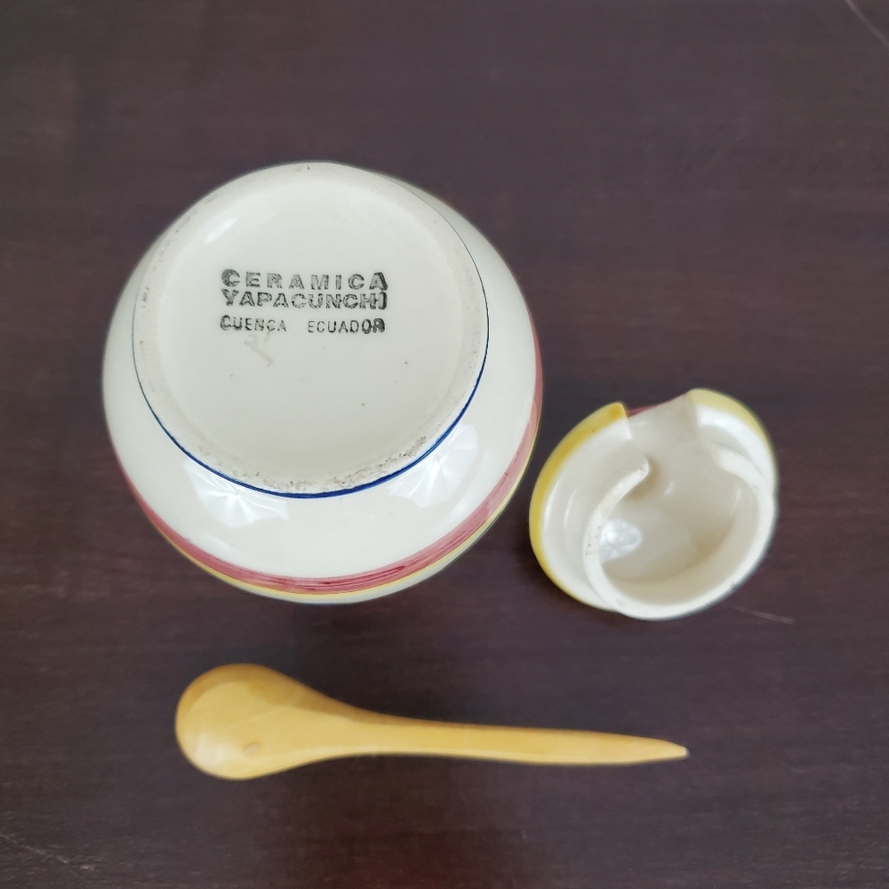 Ceramica Yapacunchi Lidded Sugar/Condiment Jar With Wood Spoon - Picture 8 of 10